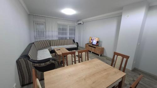 Lorent Apartment