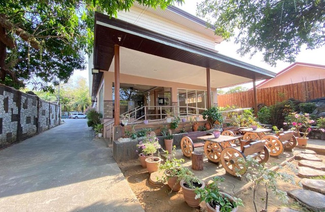 Los Ecijanos Inn