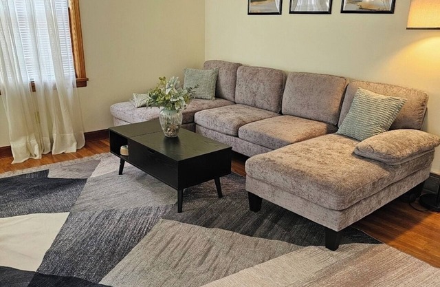 Louisville Getaway- Bourbon Trail, Zoo, & More!