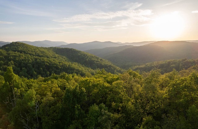 Love Ridge Mountain Lodging