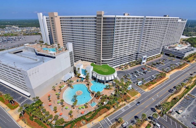 Lovely 1Bd/2bath + Bunk Room & 2 Queen Sofa Beds