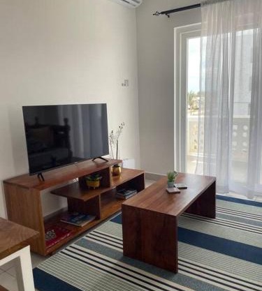 Lovely 2-bedroom with ocean view patio in Zanzibar