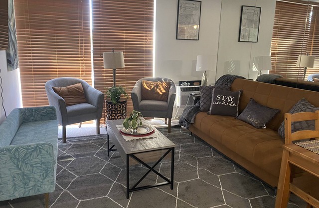 Lovely 2 bedrooms apartment 10min from O'HARE CHICAGO