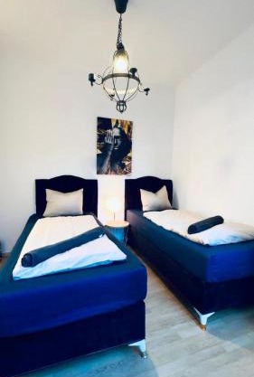Lovely 2BR for 5P Peaceful & Central Stay