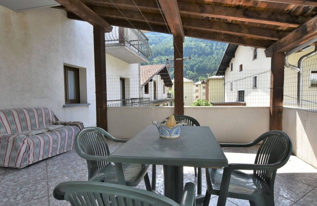 Lovely apartment for 7 guests with WIFI, TV and terrace