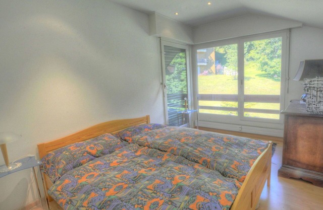 Lovely apartment for 8 people with hot tub, TV, balcony and parking