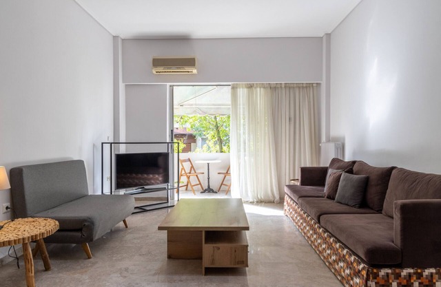 Lovely Apartment in Athens-Psychiko (Renovation May 2025)