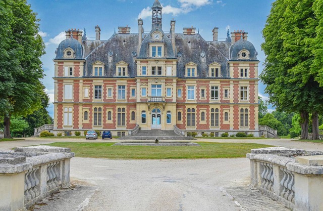 Lovely apartment in Ocquerre