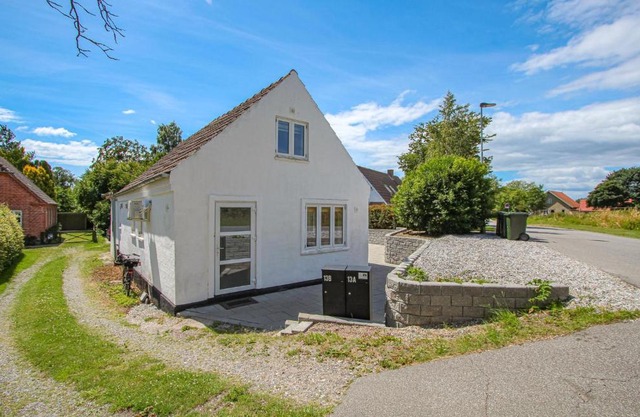 Lovely Apartment In Samsø With Wifi
