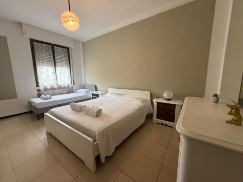 LOVELY APARTMENT WiTH TERRACE NEAR MILAN