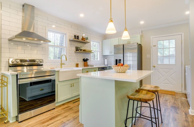 Lovely Apex Vacation Rental on 7 Acres!