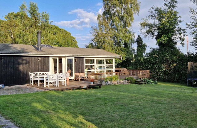 Lovely bright summer house close to the beach.