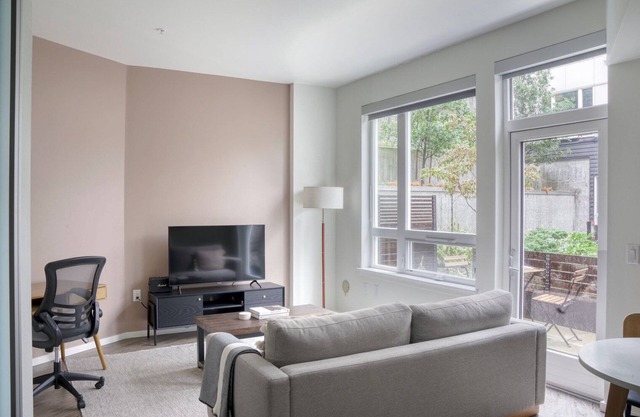 Lovely First Hill 1br w/Gym & BBQ, nr park, by Blueground