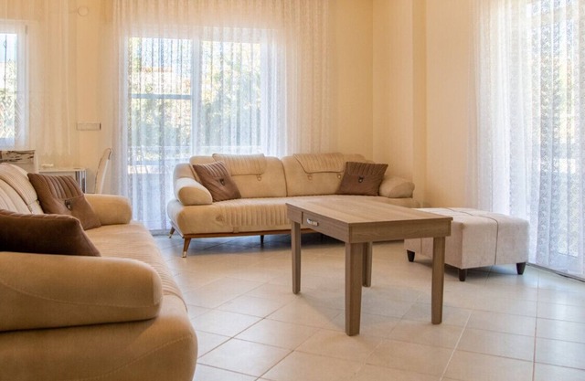 Lovely Flat with Balcony in Cesme Close to Sea