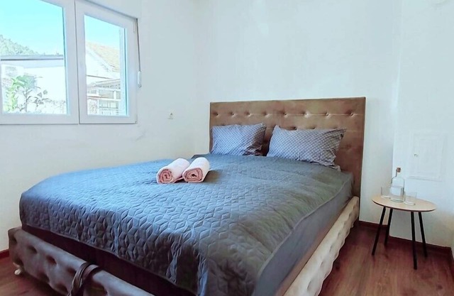 Lovely ground floor apartment with a sunny terrace