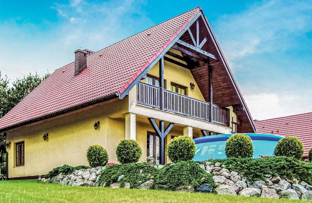 Lovely Home In Malechowo With Wifi
