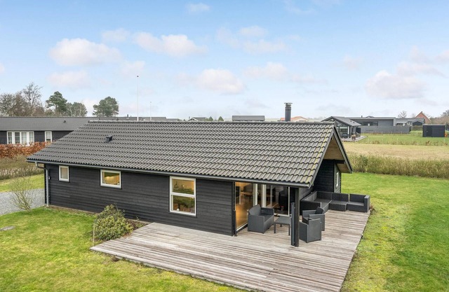 Lovely home in Slagelse with WiFi