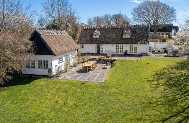 Lovely home in Stege with WiFi