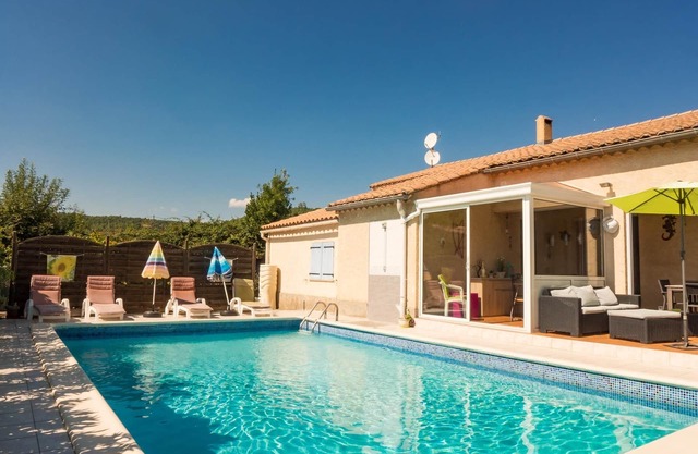 Lovely recent house classified 3*with private pool in quiet village