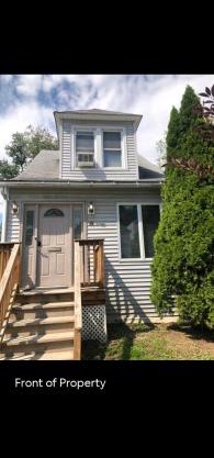 LOVELY RENOVATED 2 BEDROOM HOME WITH FREE Parking