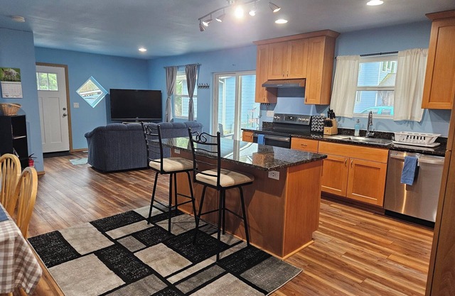 Lovely Small Farm Getaway in Snohomish