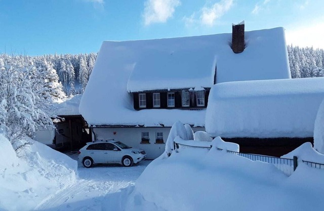 Lovingly furnished apartment a few minutes from the forest / ski lift.