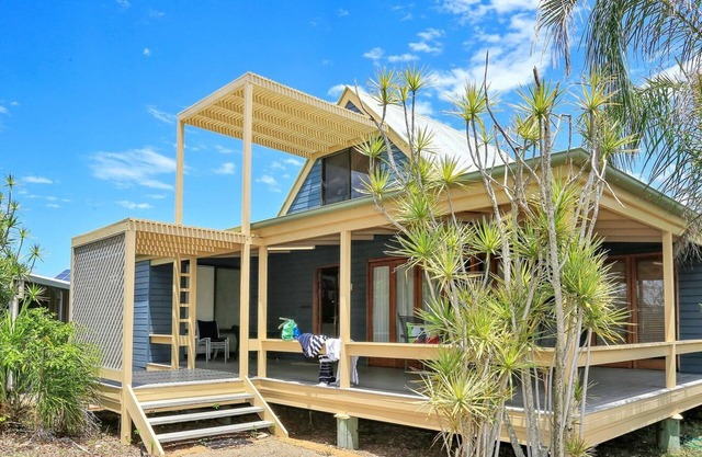 Lowset A-Frame Cottage