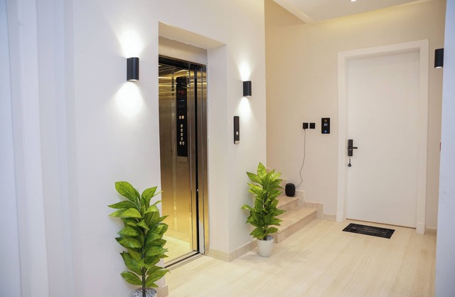 LP45.11 - Luxury 1BR Apartment in Al Arid