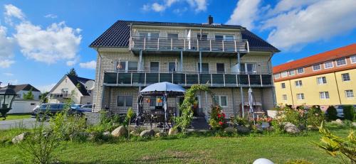 Lucys Haus 2 "am Peeneblick"