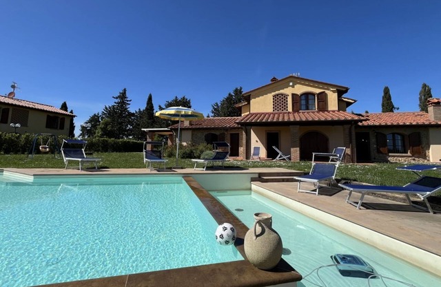 Ludovica and Marina Villas with 2 pools
