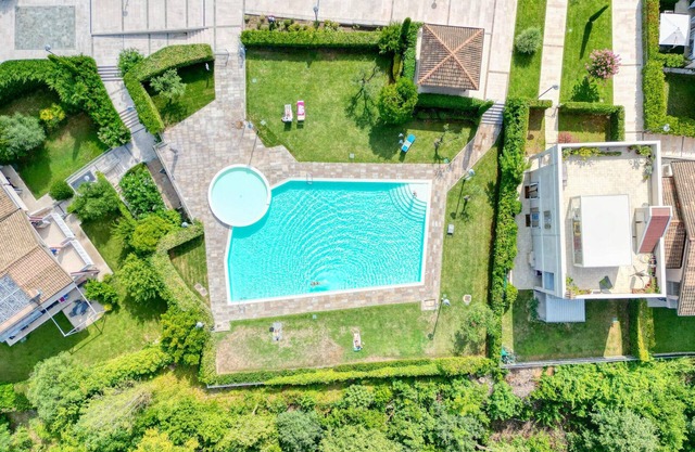 Lumia House - Peschier Holiday