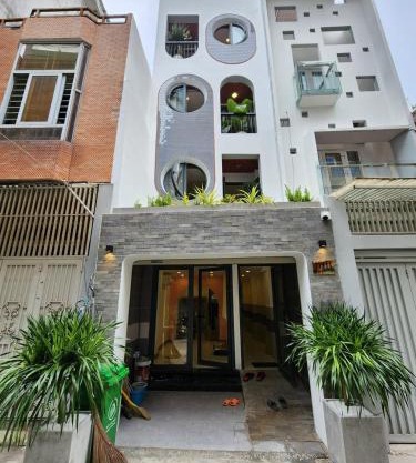 Lunaria Maison - Local Side