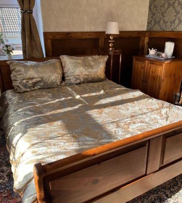 Lundy Suite Bed and Breakfast