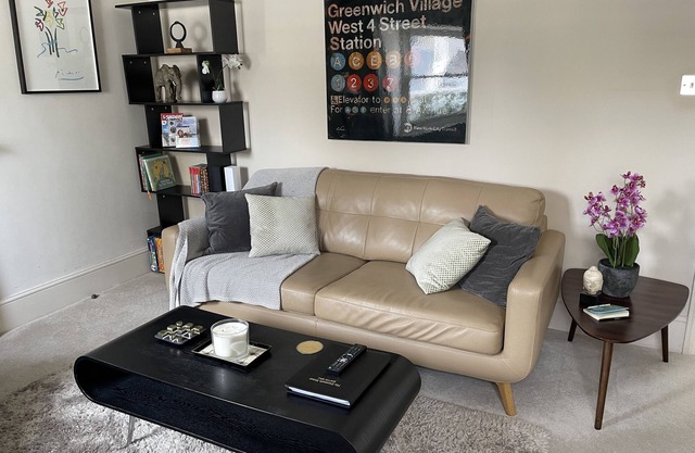 Lux 2 bed apt close to Buckingham Palace, Big Ben,Houses of Parliament ,Harrods