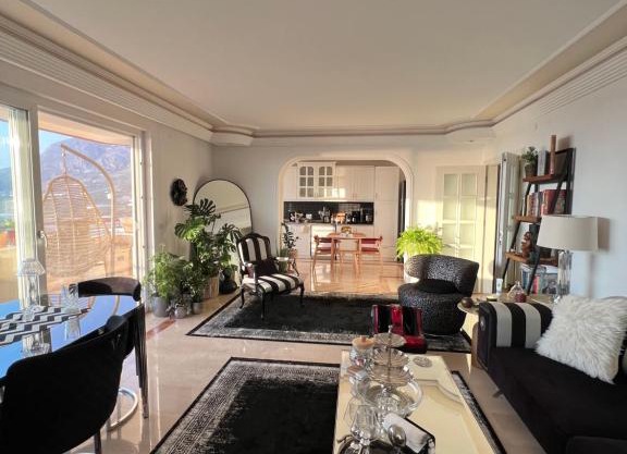 Lux , 2bedroom , inside complex