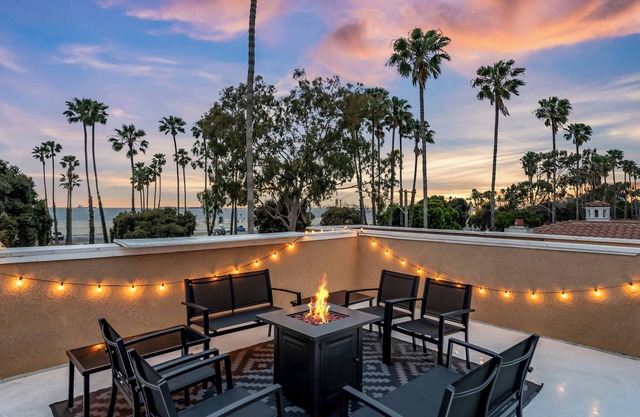LUX Oceanview Dream - Steps to the Beach!