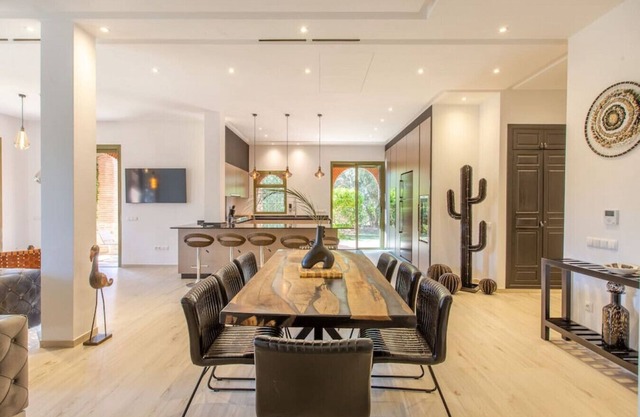 Luxe et Détente - Haut - Standing - Piscine