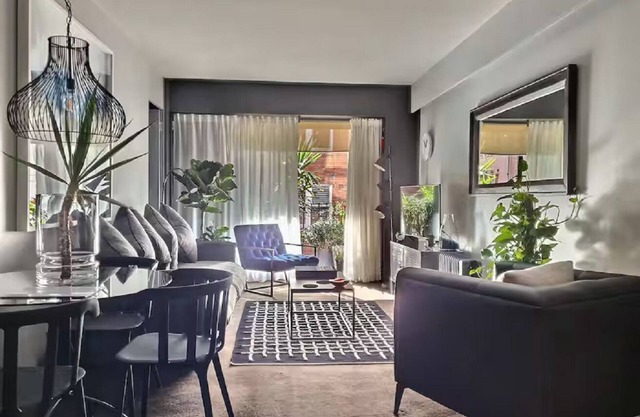 Luxe Potts Point Apartment