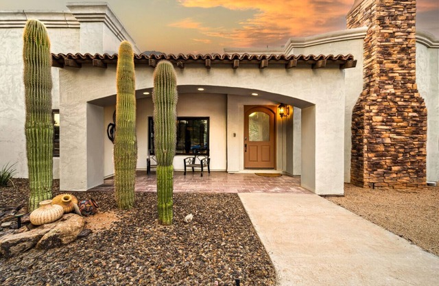 Luxe Ranch w/Four Peaks Views & Outdoor Fireplace