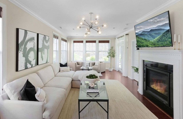 Luxe Retreat w/King Suite | 5* Location, Gym, Pool, Pets OK