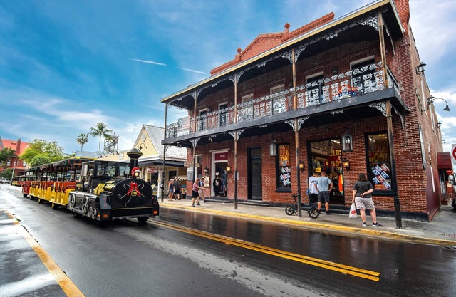 Luxe two 4BDR/4BA Suites