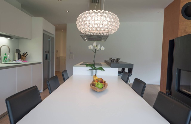 Luxurious 130m2 apartment (3.5 rooms).