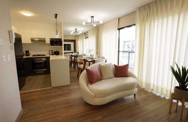 Luxurious 2BR loft with balcony in Miraflores