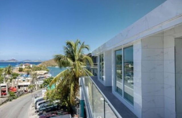 Luxurious Caribbean Suite - 7