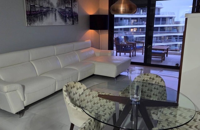 Luxurious apartment in Arenals del Sol