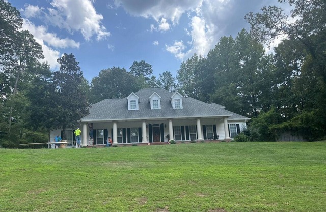 Luxurious Leland-Your 5-Bedroom Home Away from Home in Grand Oaks