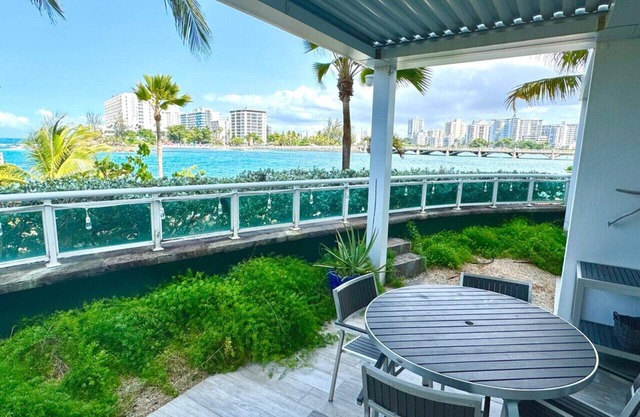 Luxurious Oceanfront 2 bedroom 3 baths in Condado