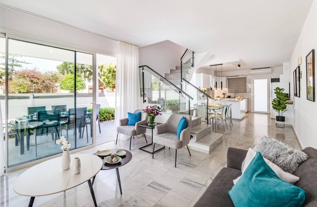 Luxurious ONE Maisonette by Ezoria Villas