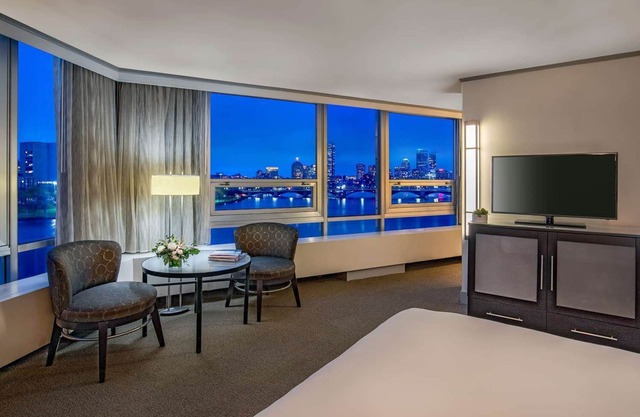 Luxurious Room in the Heart of Cambridge: Ideal for College Visits w/Family