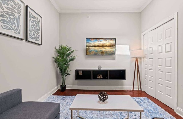 Luxury 1BD | 2 Beds | Queens Village